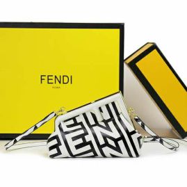 Picture of Fendi Lady Handbags _SKUfw152936185fw